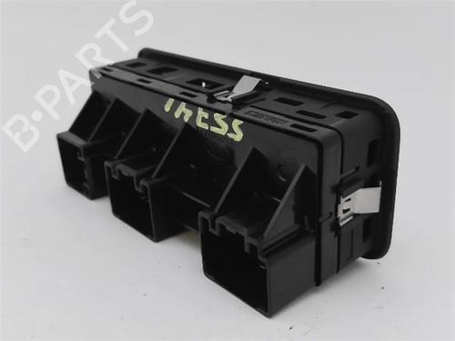 Left front window switch LAND ROVER DISCOVERY III (L319) 2.7 TD 4x4 | BP25978346I27 