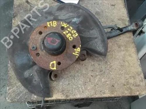 Used Right front steering knuckle MERCEDES-BENZ C-CLASS (W202) [1993-2000]  14334974