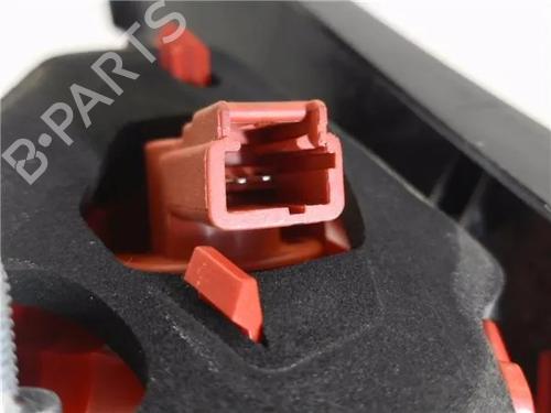 Left tailgate light PEUGEOT 3008 I MPV (0U_) 1.6 HDi | BP26446222C79