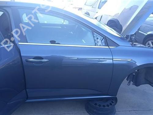 Used Right front door Right front door RENAULT MEGANE IV Hatchback (B9A/M/N_) 1.2 TCe 130 (B9MR) (130 hp) 20311617 20311617