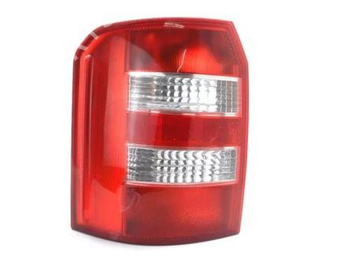 left-taillight-audi-a2-8z0-2000-2001-2002-2003-2004-2005-40150763 main image