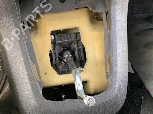 Selector da caixa FORD FOCUS C-MAX (DM2) 2.0 TDCi (136 hp) 24338551