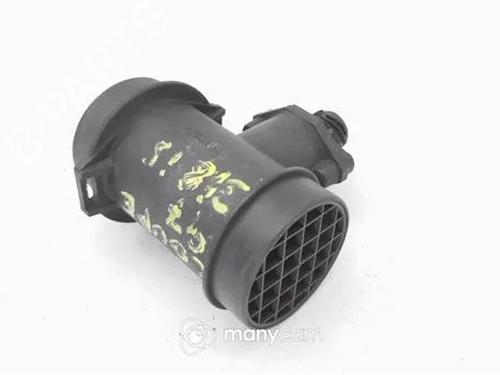 Used Mass air flow sensor BMW 3 (E36) 318 is (140 hp) 22524501