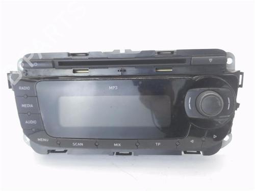 Bilradio SEAT LEON (1P1) 1.9 TDI (105 hp) 31575122