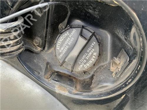 Used Fuel flap Fuel flap HYUNDAI TUCSON (JM) 2.0 (141 hp) 33730042 33730042