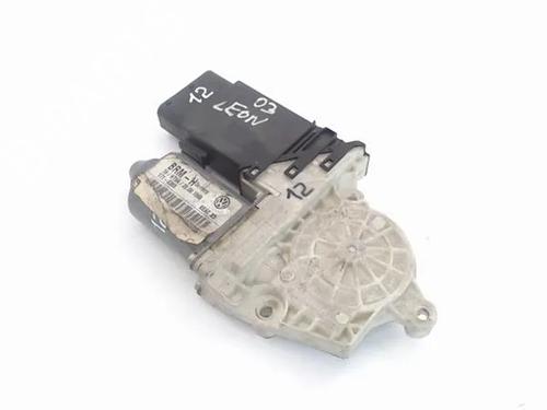 Rudehejsemotor forskærm højre SEAT LEON (1M1)  | BP14343181E20 