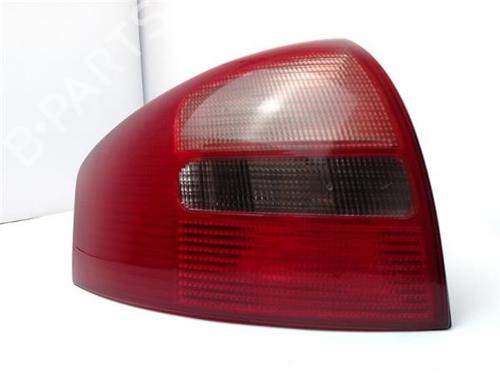 Venstre baglygte AUDI A6 C5 (4B2) 2.5 TDI (150 hp) 13028268