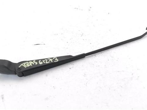 Used Rear windshield wiper arm Rear windshield wiper arm 37261122 37261122