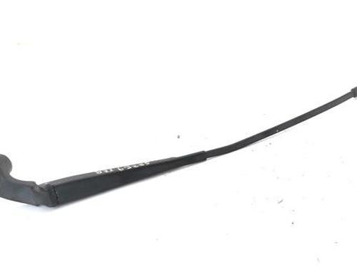 Used Front windshield wiper arm Front windshield wiper arm 38253441 38253441