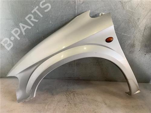 Used Left front fenders CHRYSLER VOYAGER IV (RG, RS) [1999-2008]  26953621