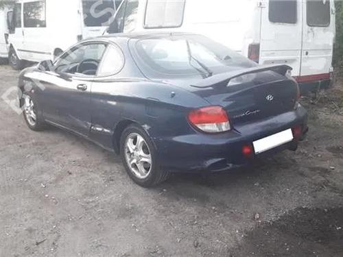 Right headlight HYUNDAI COUPE I (RD) 2.0 16V | BP12103831C29 