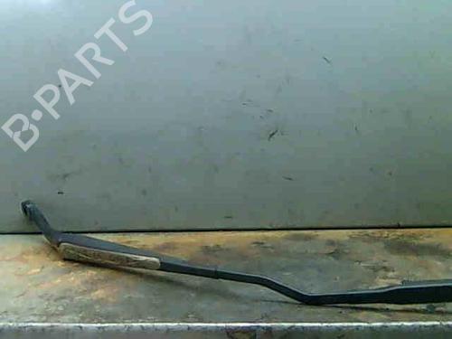Used Front windshield wiper arm PEUGEOT 307 CC (3B) 1.6 16V (110 hp) 14333931