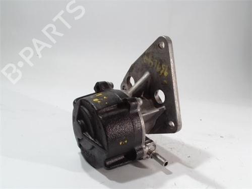 Used Vacuum pump PEUGEOT 206 Hatchback (2A/C) 1.9 D (69 hp) 11239180