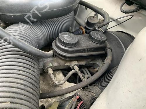 Brake master cylinder CHRYSLER LE BARON Coupe 3.0 i V6 | BP32418893M77