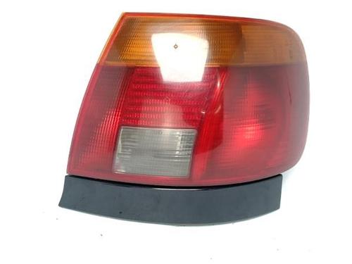 Used Right taillight AUDI A4 B5 (8D2) [1994-2001]  13051787