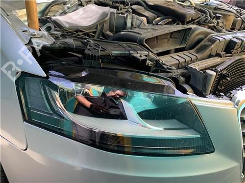 Right headlight AUDI A4 B8 Avant (8K5) 2.0 TDI | BP32418383C29 