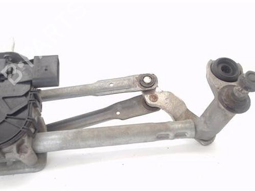 Front wiper motor SEAT IBIZA IV (6J5, 6P1)  | BP24338647M29 