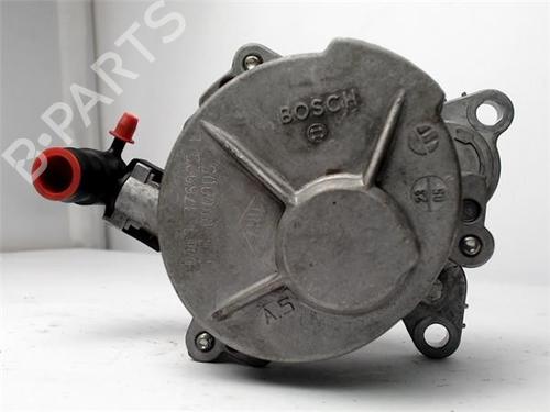 Used Vacuum pump RENAULT MEGANE II (BM0/1_, CM0/1_) 2.0 dCi (BM1K, CM1K) (150 hp) 12207150