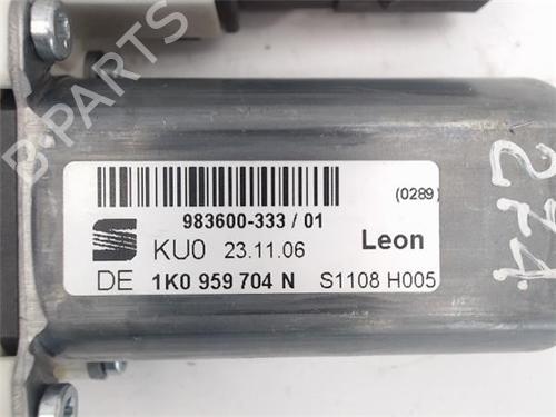 Right rear window motor SEAT LEON (1P1)  | BP14343499E22 