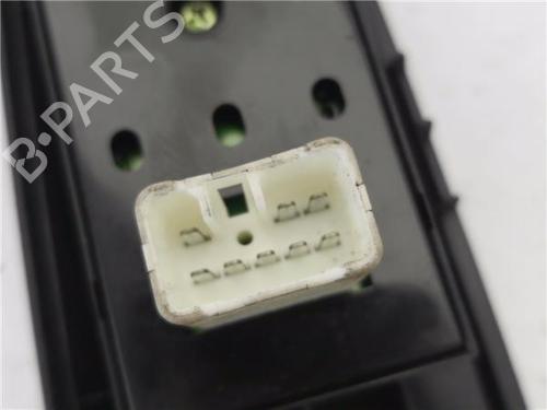 Left front window switch HYUNDAI GETZ (TB) 1.1 | BP26446162I27 