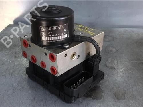 Pompe ABS SEAT TOLEDO II (1M2) 1.9 TDI (110 hp) 9635233