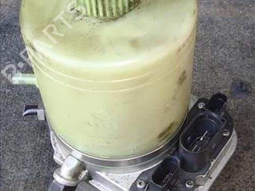 Used Steering pump SEAT IBIZA III (6L1) 1.9 TDI (100 hp) 9634913