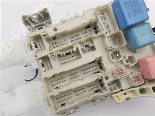 Fuse box TOYOTA YARIS (_P9_) | BP25007261E1