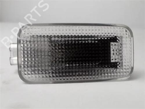 Used Interior roof light TOYOTA COROLLA Hatchback (_E21_, _EA1_, _EH1_) 1.8 Hybrid (ZWE211) (98 hp) 14345129