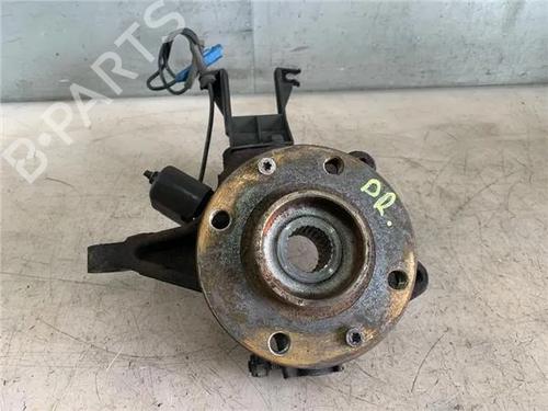 Used Right front steering knuckle PEUGEOT 206 Hatchback (2A/C) [1998-2012]  24338342