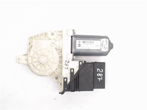 Left rear window motor SEAT LEON (1P1)  | BP14343293E23 