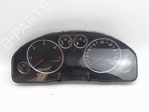 Used Instrument cluster AUDI ALLROAD C5 (4BH) 2.5 TDI quattro (180 hp) 13902463
