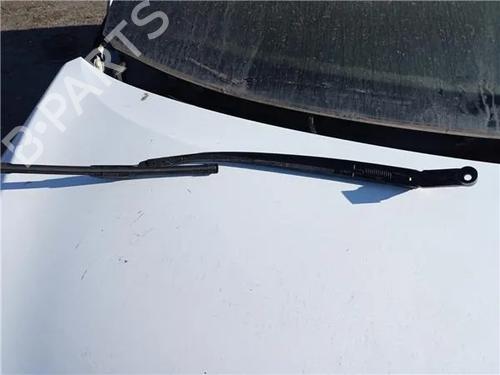 Front windshield wiper arm TOYOTA VERSO (_R2_) 2.0 D-4D (AUR20_, AUR20R) | BP23841654C143