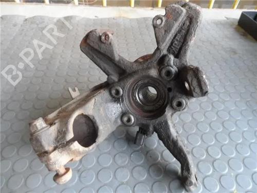 Used Right front steering knuckle VW GOLF V (1K1) [2003-2010]  14338494