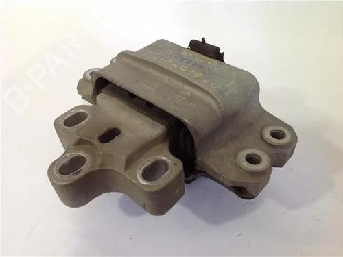 Used Engine mount AUDI A3 Sportback (8PA) 2.0 TDI (140 hp) 9696602