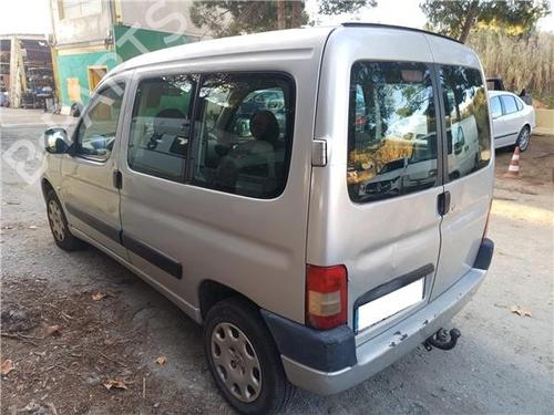 Fuse box PEUGEOT PARTNER MPV (5_, G_) 1.6 HDi 75 | BP31590458E1 