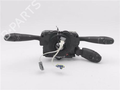 switch-peugeot-partner-mpv-5_-g_-1996-32205486 main image