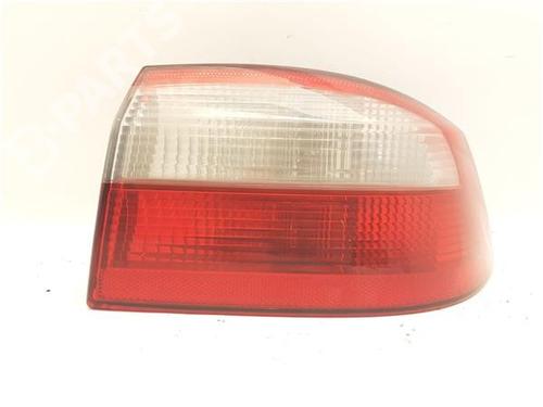 Used Right taillight Right taillight RENAULT LAGUNA II (BG0/1_) 2.0 16V (BG00, BG0K, BG0P, BG0W) (135 hp) 11041715 11041715