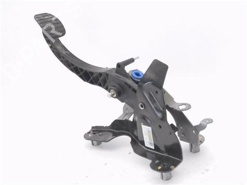 Clutch pedal RENAULT SCÉNIC III (JZ0/1_) 1.5 dCi | BP29527002I13 