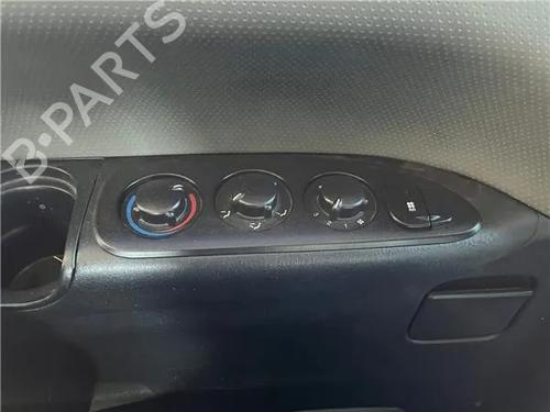 Used Climate control Climate control HYUNDAI H-1 / STAREX Bus (A1) [1997-2026] 23842594 23842594