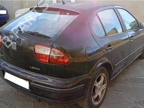 Right front window motor SEAT LEON (1M1) 1.6 16 V | BP16529439E20 