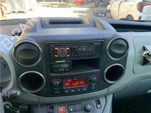 Midtkonsoll PEUGEOT PARTNER Tepee 1.6 HDi 16V | BP32451051I22 