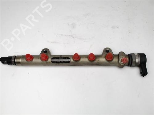Used Injection rail TOYOTA YARIS (_P9_) [2005-2014]  11338834
