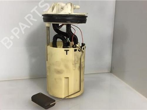 Used Fuel pump NISSAN ALMERA II Hatchback (N16) 1.5 (90 hp) 9696451