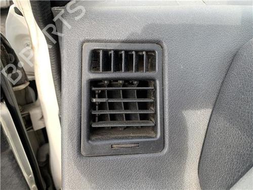 Used Air vent SUZUKI VITARA (ET, TA, TD) [1988-2002]  32418872