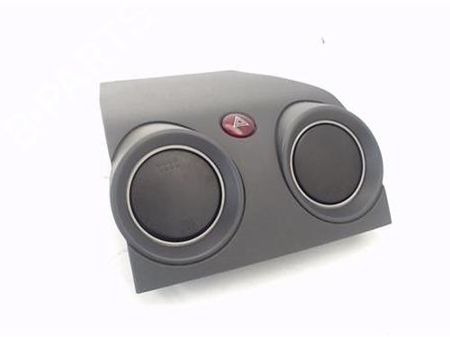 Used Air vent Air vent MITSUBISHI COLT VI (Z3_A, Z2_A) 1.5 DI-D (Z39A) (95 hp) 36040630 36040630