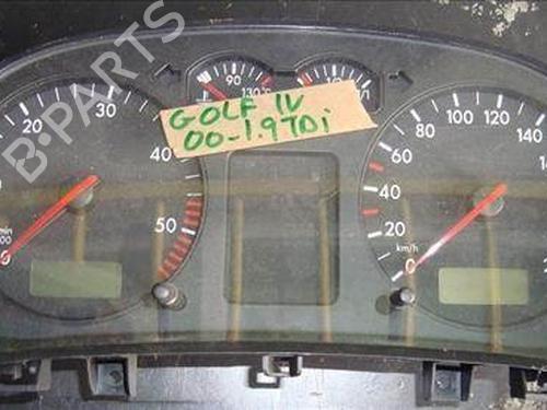 Used Instrument cluster VW GOLF IV (1J1) [1997-2008]  11139479