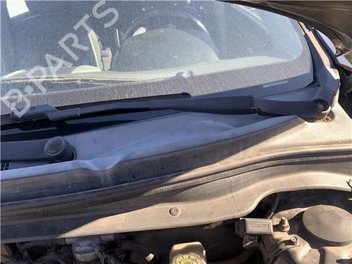 front-windshield-wiper-arm-kia-ceed-sw-ed-2007-2008-2009-2010-2011-2012-32417589 main image