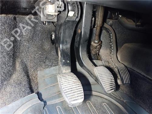 Used Clutch pedal Clutch pedal FIAT DOBLO MPV (119_, 223_) [2001-2026] 27339061 27339061