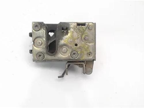 Højre fortil lås PEUGEOT 106 I (1A, 1C) [1991-1996]  11362602