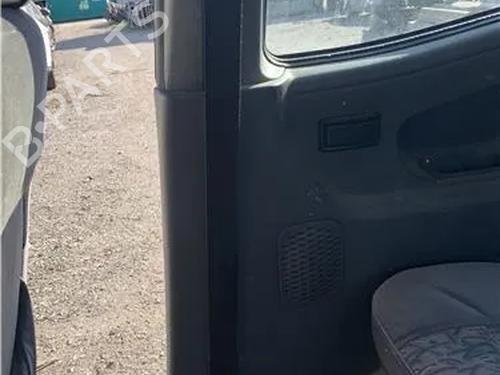 Used Front right seatbelt Front right seatbelt NISSAN TERRANO II (R20) 2.7 TD 4WD (101 hp) 25147809 25147809